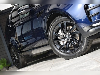 Used Land Rover Discovery 2019 for sale - 78702296: Photo