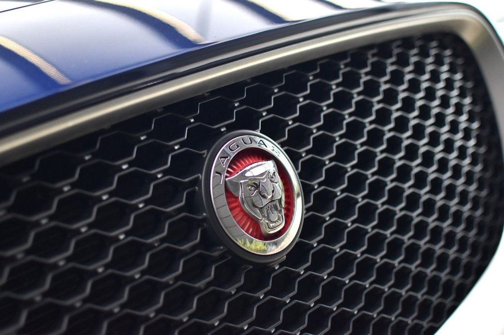 Used Jaguar F-Pace 2018 for sale - 78110266: Photo 39