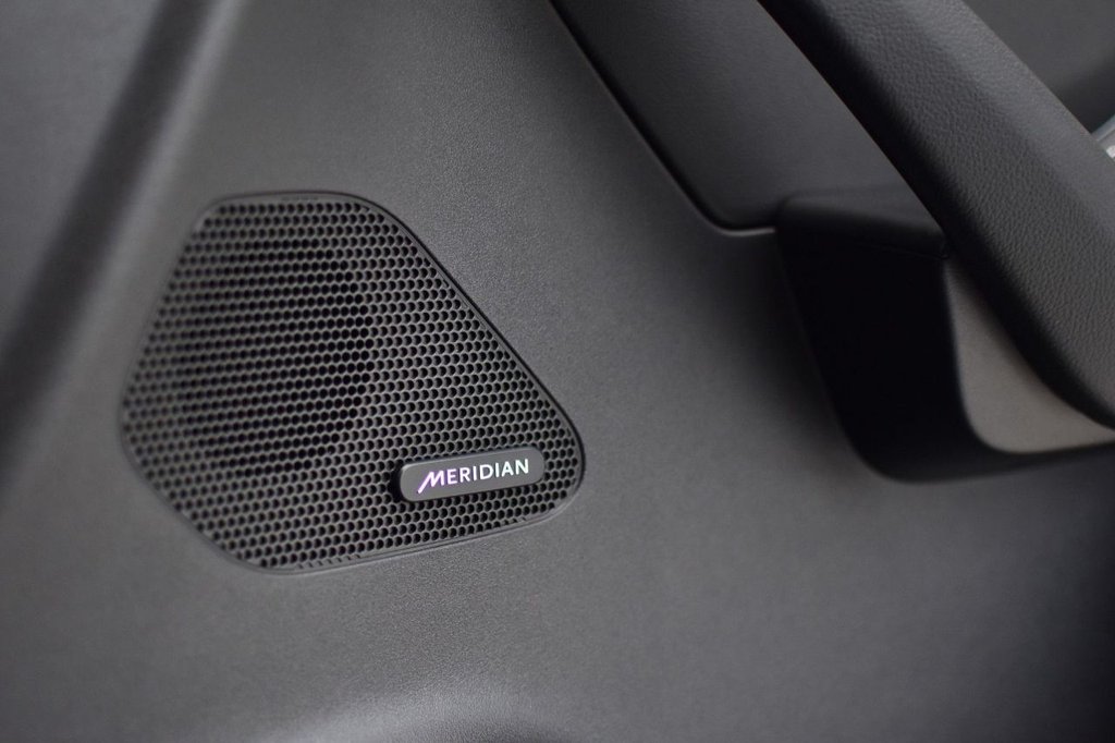 Used Jaguar F-Pace 2018 for sale - 78110266: Photo 8