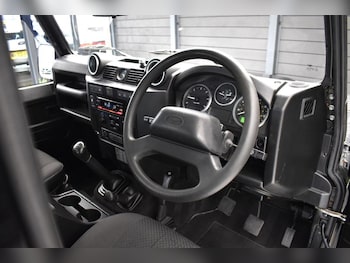 Used Land Rover Defender 2007 for sale - 78793110: Photo