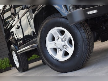 Used Land Rover Defender 2007 for sale - 78793110: Photo