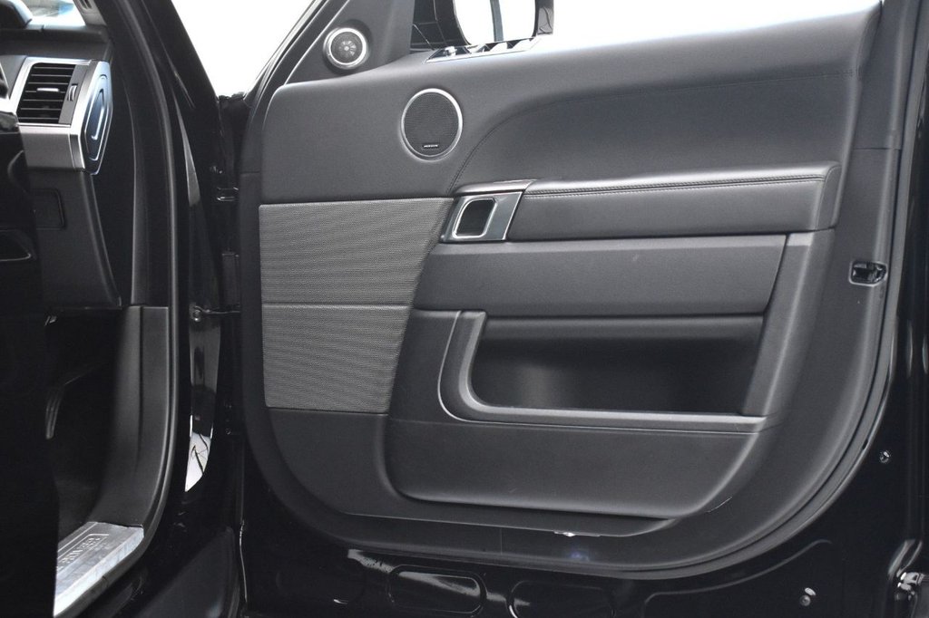 Used Land Rover Range Rover Sport 2018 for sale - 77463657: Photo 30