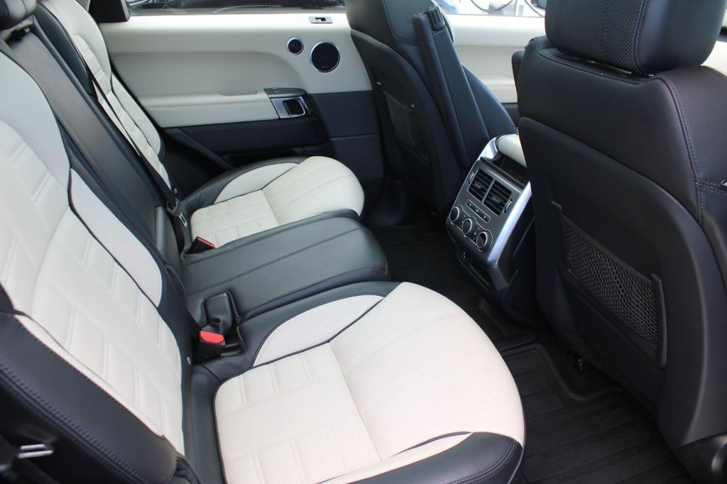 Used Land Rover Range Rover Sport 2016 for sale - 77835874: Photo 18