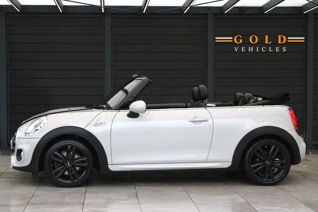 Used MINI Convertible 2017 for sale - 77212134: Photo 11