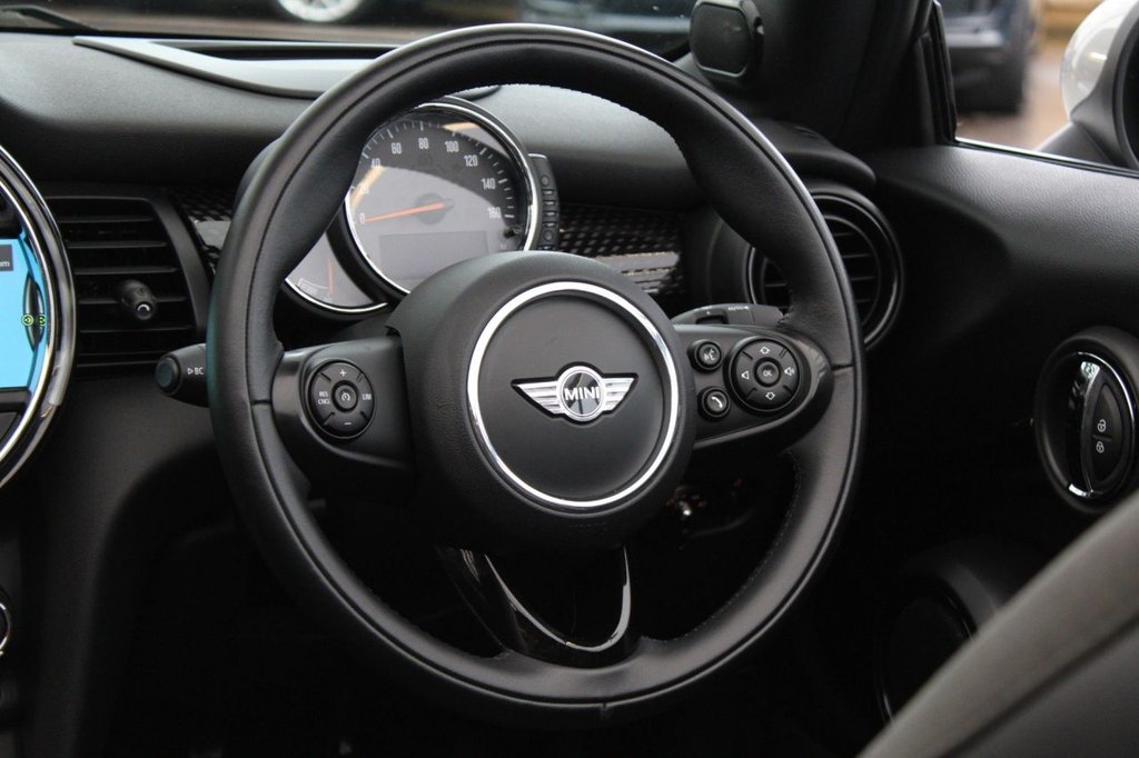 Used MINI Convertible 2017 for sale - 77212134: Photo 18