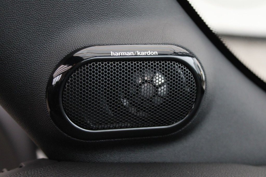 Used MINI Convertible 2017 for sale - 77212134: Photo 8