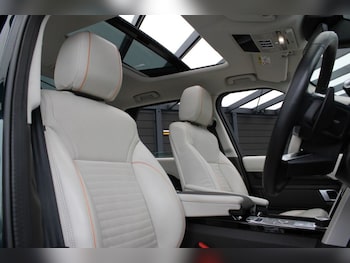 Used Land Rover Discovery 2019 for sale - 76481641: Photo