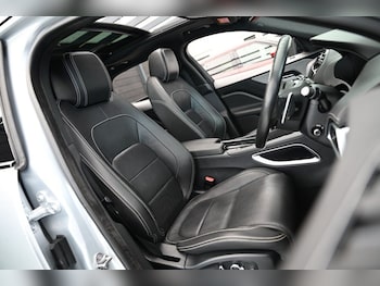 Used Jaguar F-Pace 2017 for sale - 79334311: Photo