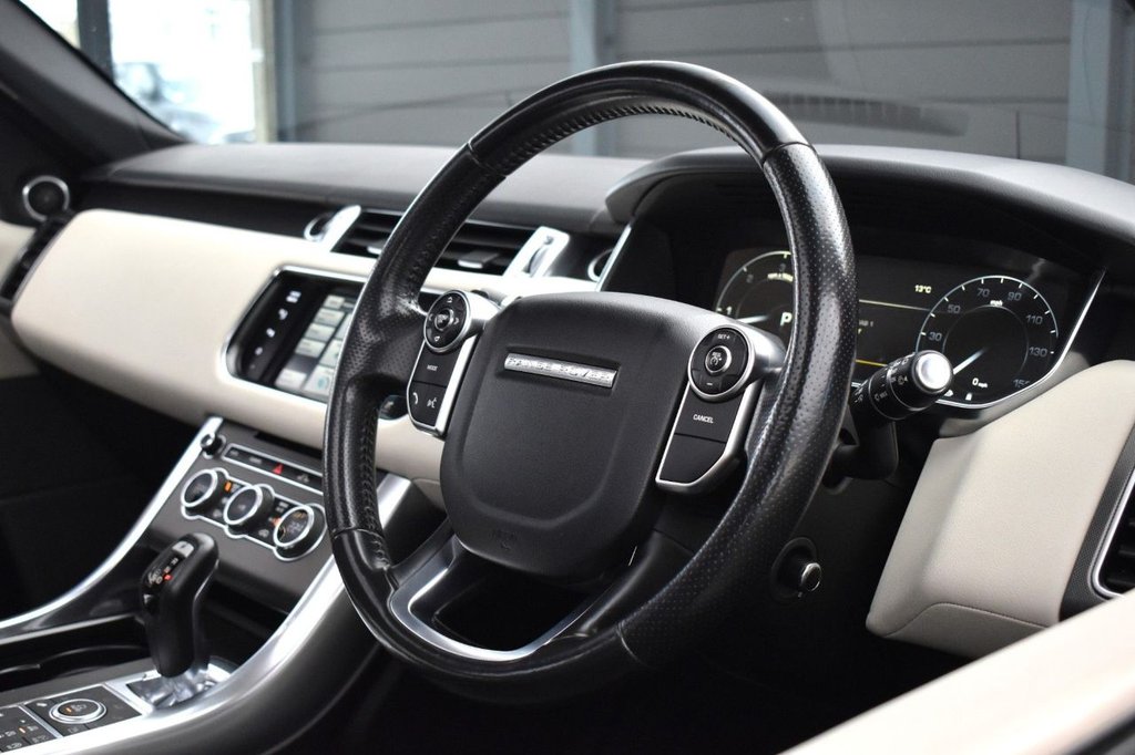 Used Land Rover Range Rover Sport 2015 for sale - 77936001: Photo 8