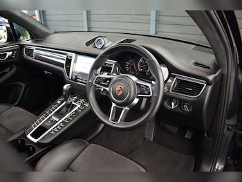 Used Porsche Macan 2018 for sale - 78598031: Photo