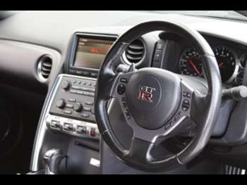 Used Nissan GT-R 2009 for sale - 75242495: Photo