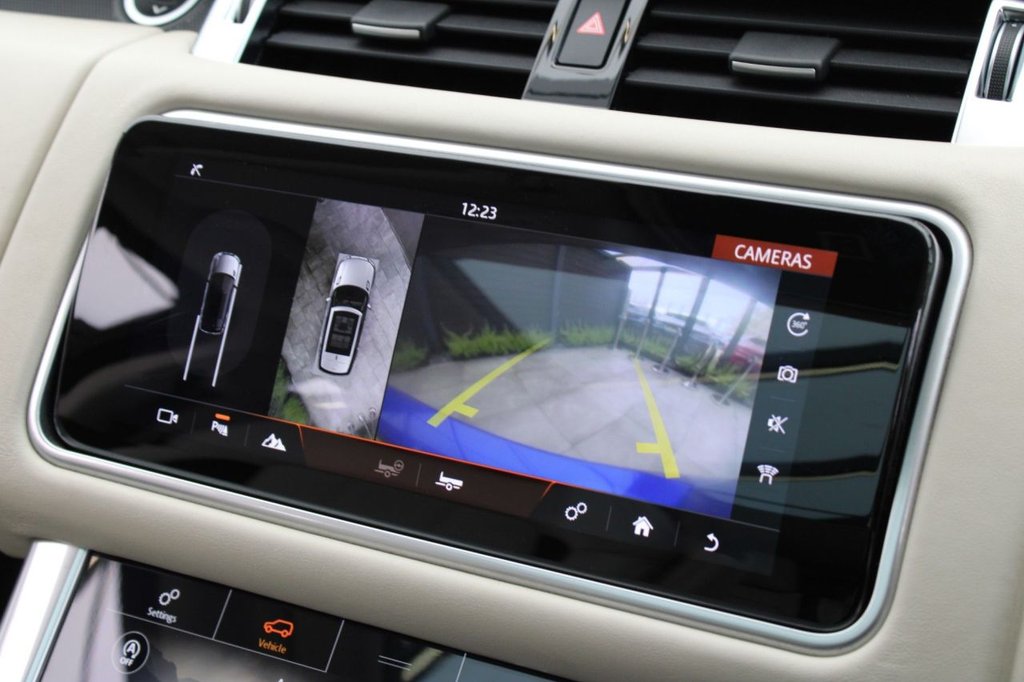 Used Land Rover Range Rover Sport 2018 for sale - 76439070: Photo 8