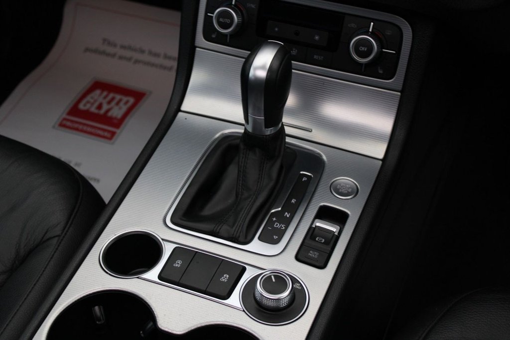 Used Volkswagen Touareg 2016 for sale - 76558540: Photo 19