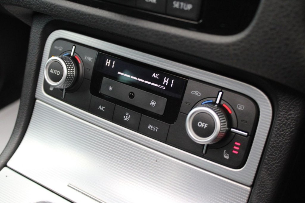 Used Volkswagen Touareg 2016 for sale - 76558540: Photo 24