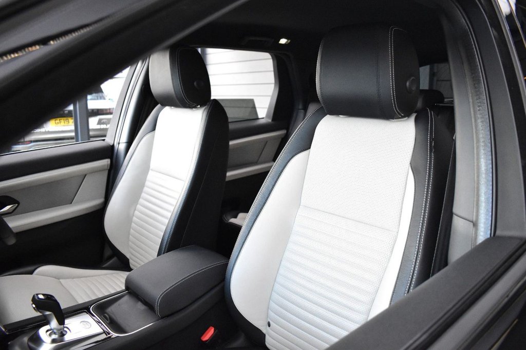 Used Land Rover Discovery Sport 2021 for sale - 77534095: Photo 36