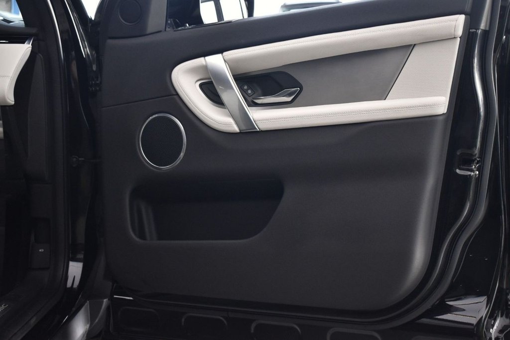 Used Land Rover Discovery Sport 2021 for sale - 77534095: Photo 38