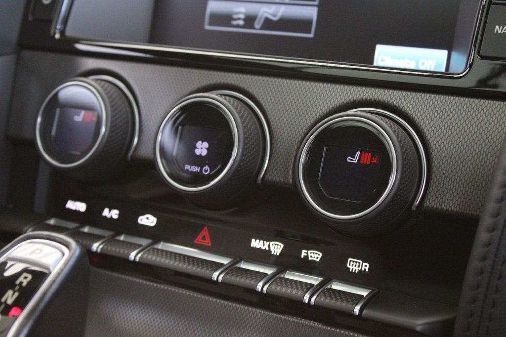 Used Jaguar F-Type 2014 for sale - 76934771: Photo 18