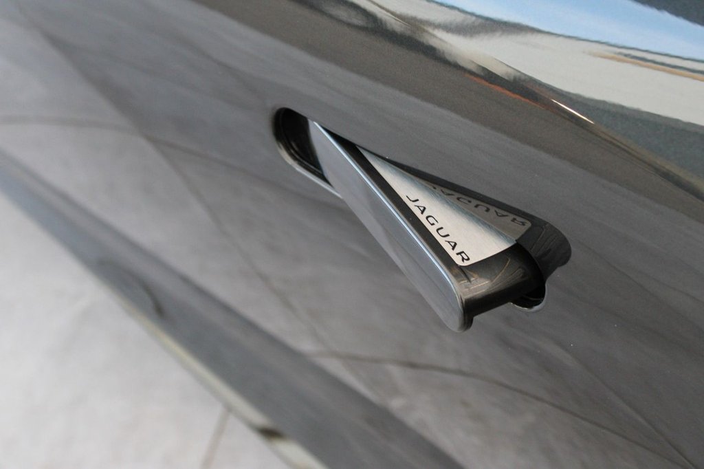 Used Jaguar F-Type 2014 for sale - 76934771: Photo 35