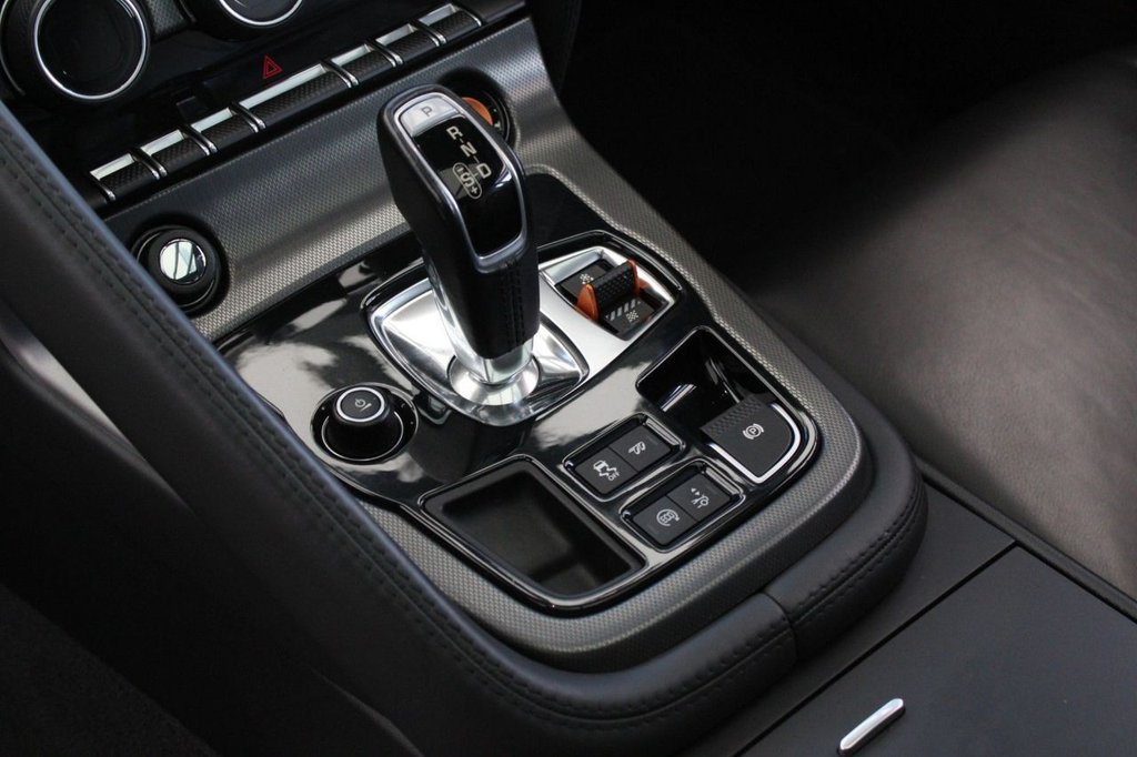 Used Jaguar F-Type 2014 for sale - 76934771: Photo 4