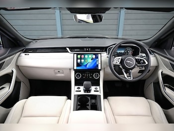 Used Jaguar F-Pace 2021 for sale - 79550564: Photo