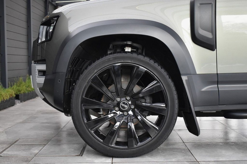 Used Land Rover Defender 2021 for sale - 77436688: Photo 26