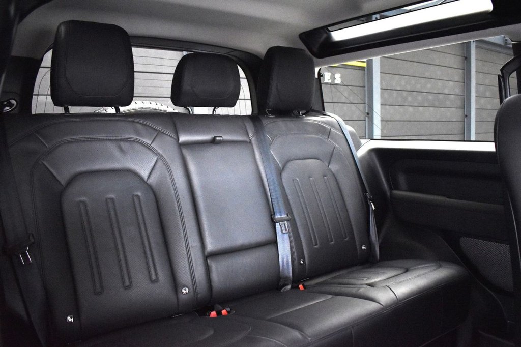 Used Land Rover Defender 2021 for sale - 77436688: Photo 33