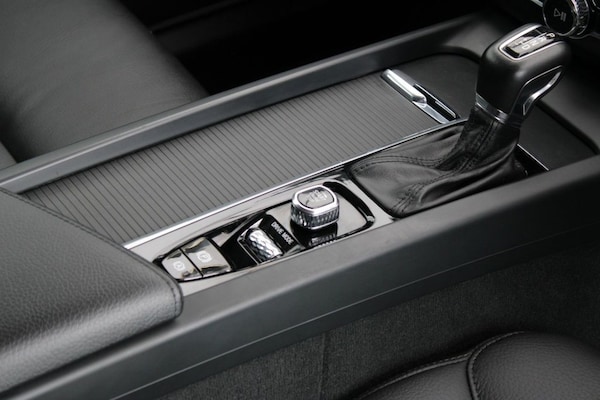 Used Volvo XC60 2018 for sale - 76256670: Photo 10