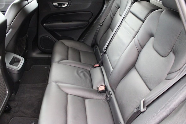 Used Volvo XC60 2018 for sale - 76256670: Photo 24