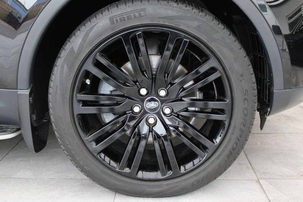 Used Land Rover Discovery 2018 for sale - 76631674: Photo 16