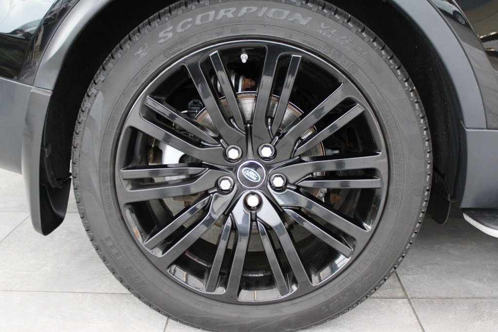 Used Land Rover Discovery 2018 for sale - 76631674: Photo 17