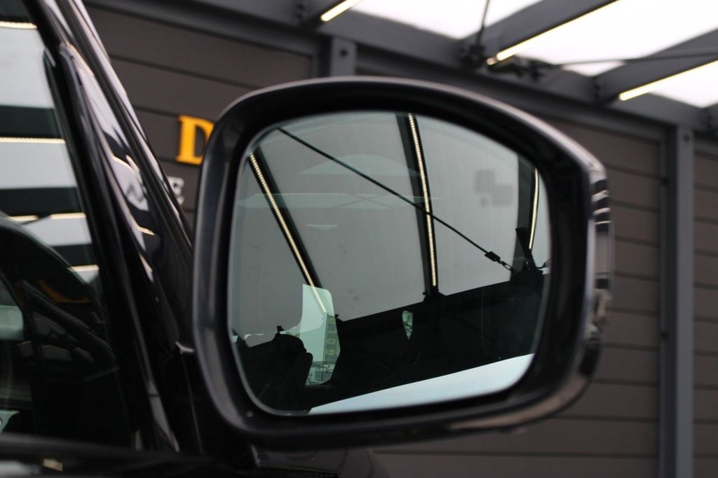 Used Land Rover Discovery 2018 for sale - 76631674: Photo 19