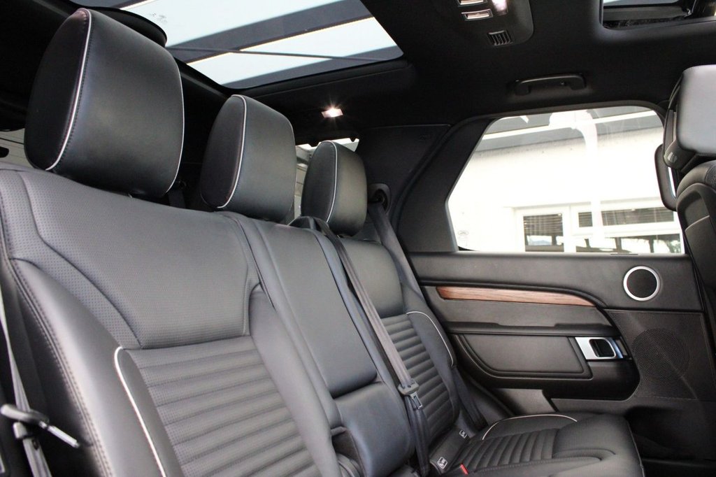 Used Land Rover Discovery 2018 for sale - 76631674: Photo 21