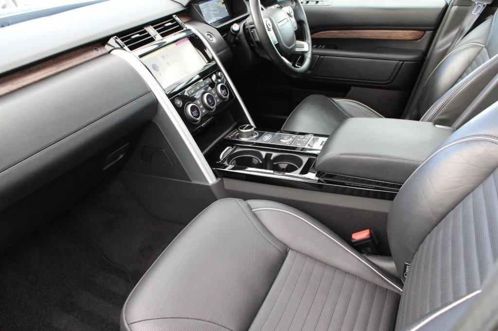 Used Land Rover Discovery 2018 for sale - 76631674: Photo 30