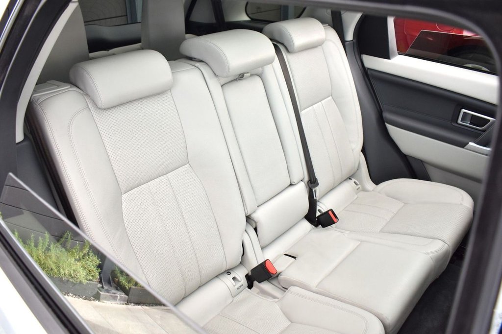 Used Land Rover Discovery Sport 2016 for sale - 78199968: Photo 34