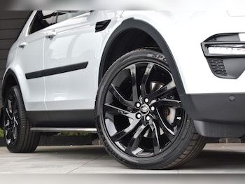 Used Land Rover Discovery Sport 2016 for sale - 78199968: Photo