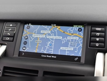 Used Land Rover Discovery Sport 2016 for sale - 78199968: Photo