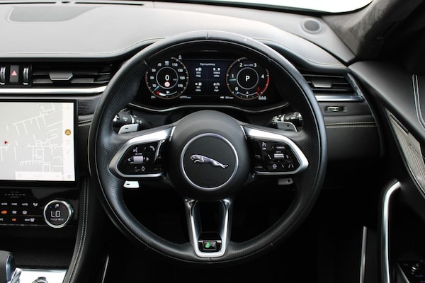 Used Jaguar F-Pace 2021 for sale - 75515600: Photo 4