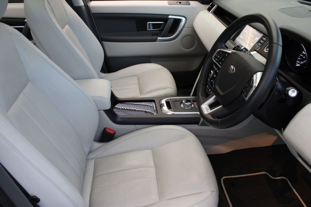 Used Land Rover Discovery Sport 2015 for sale - 77038121: Photo 17