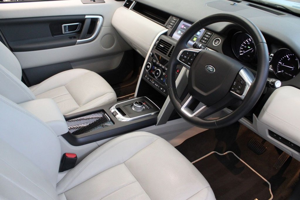 Used Land Rover Discovery Sport 2015 for sale - 77038121: Photo 19