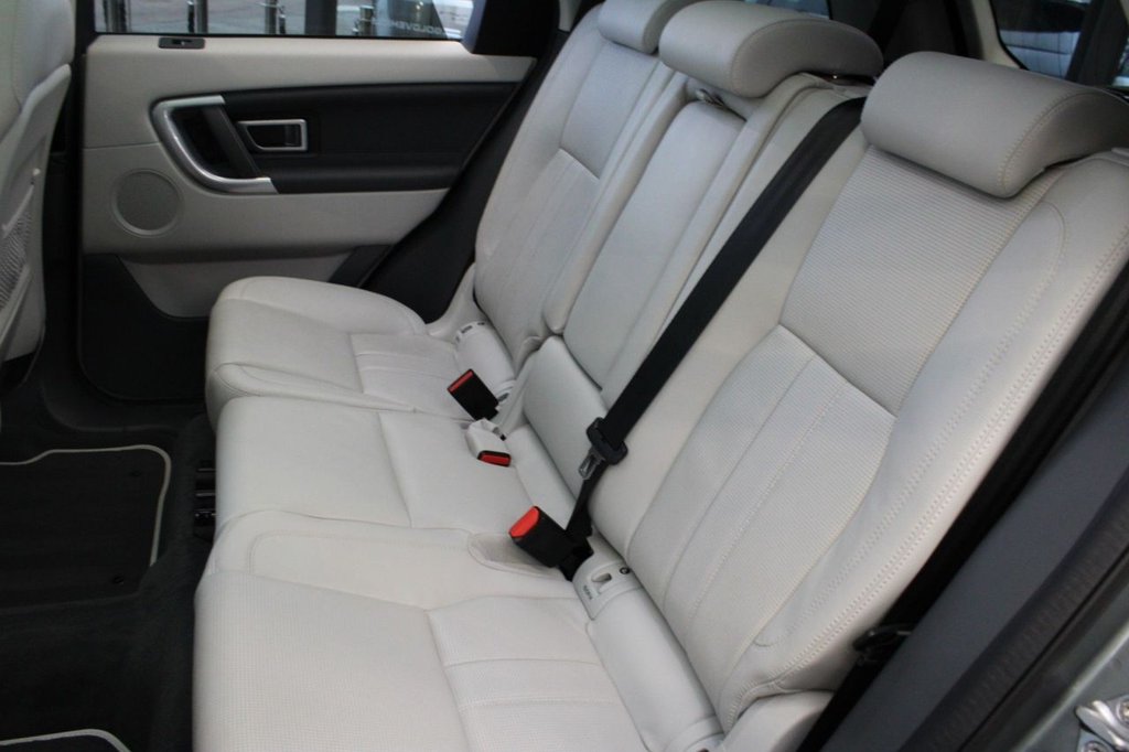 Used Land Rover Discovery Sport 2015 for sale - 77038121: Photo 21