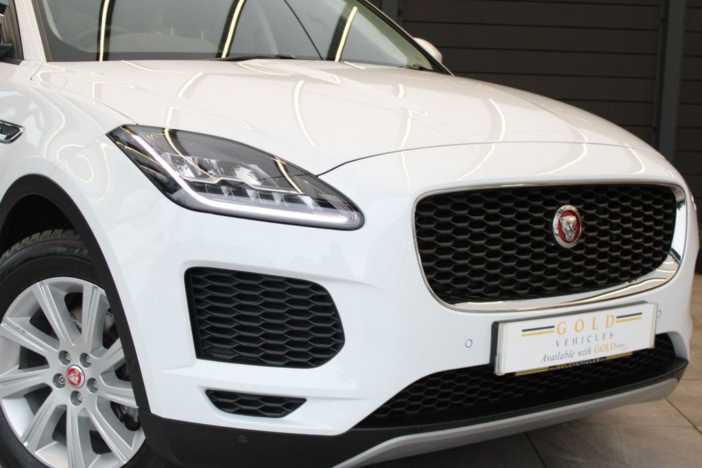 Used Jaguar E-Pace 2018 for sale - 77212096: Photo 3