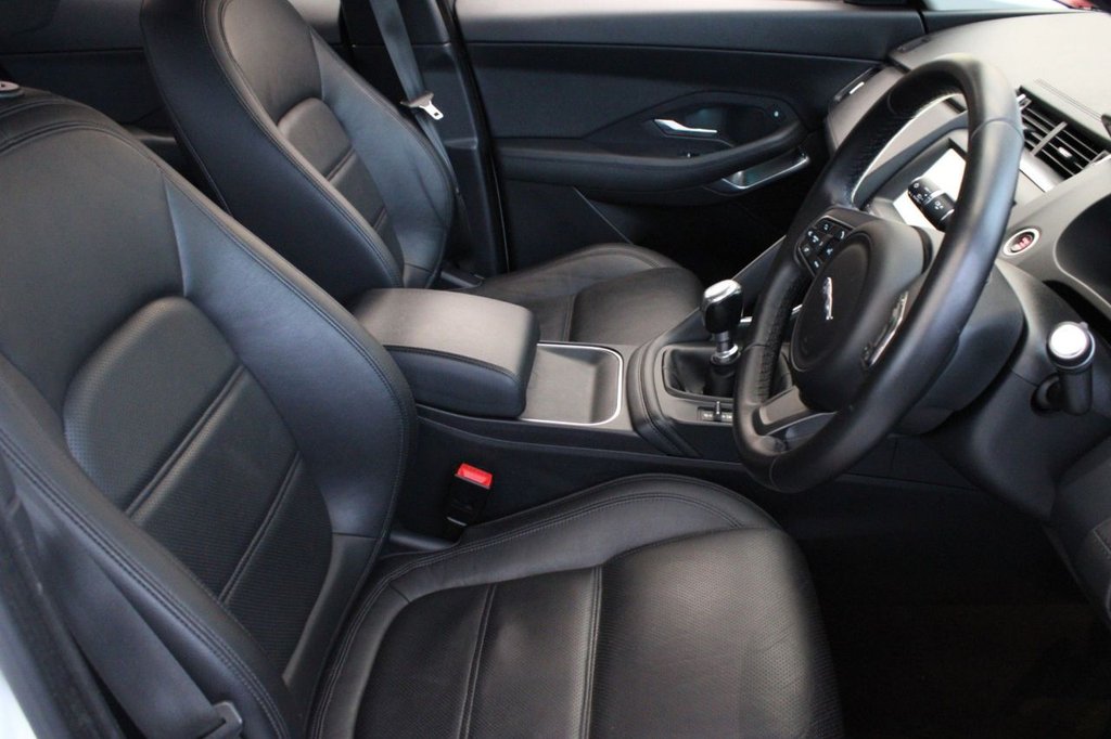 Used Jaguar E-Pace 2018 for sale - 77212096: Photo 4