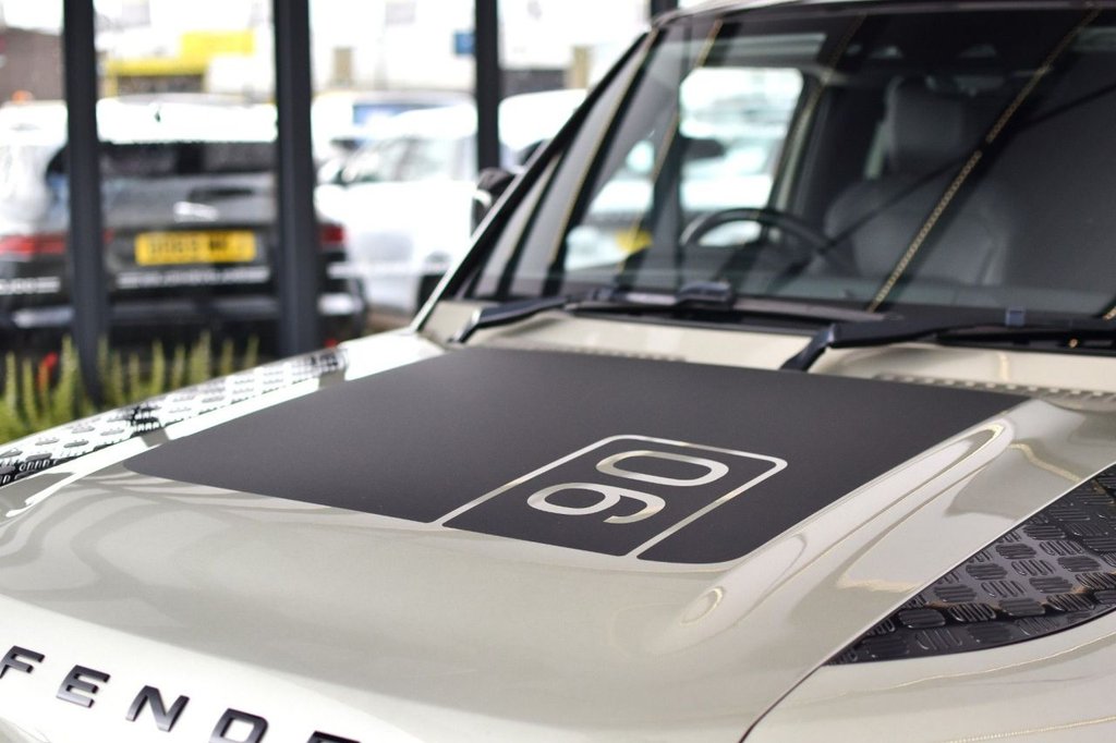 Used Land Rover Defender 2021 for sale - 77642440: Photo 21