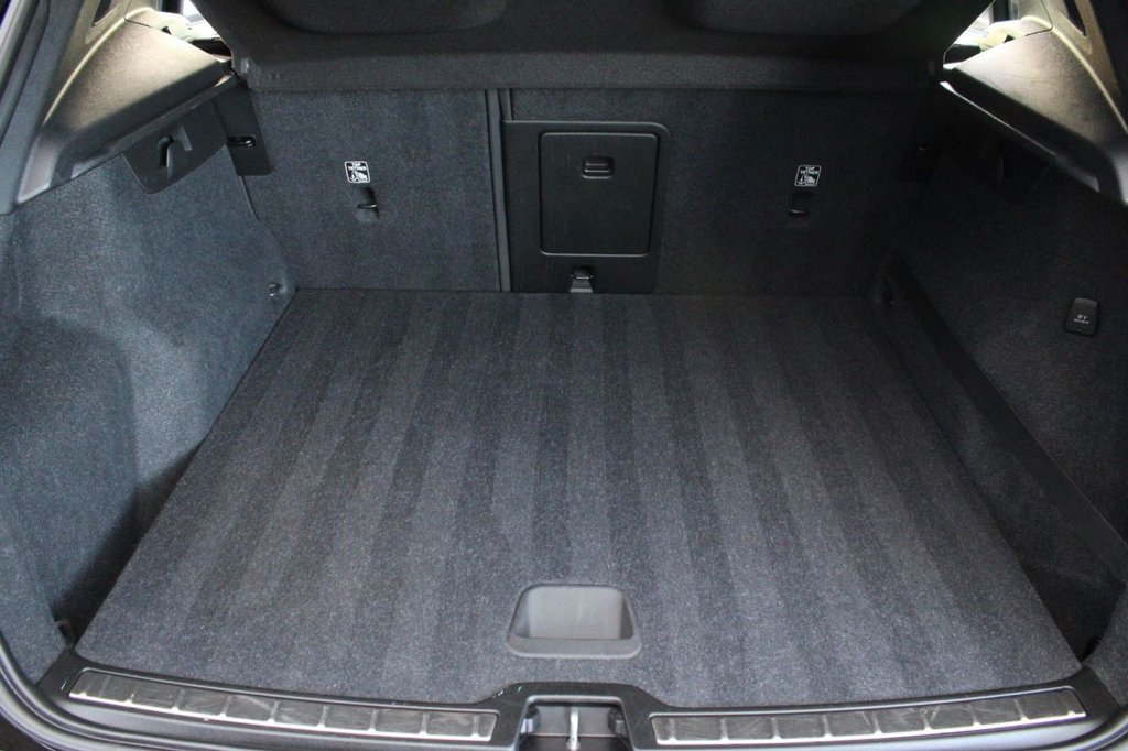 Used Volvo XC40 2019 for sale - 76768020: Photo 25