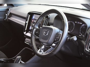 Used Volvo XC40 2019 for sale - 76768020: Photo