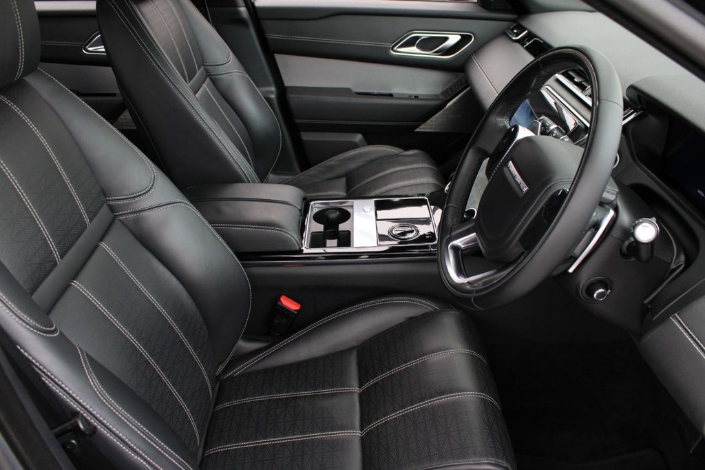 Used Land Rover Range Rover Velar 2018 for sale - 76375890: Photo 13