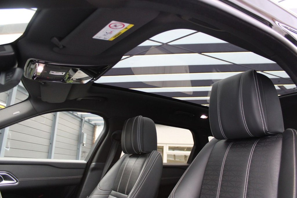 Used Land Rover Range Rover Velar 2018 for sale - 77287793: Photo 2