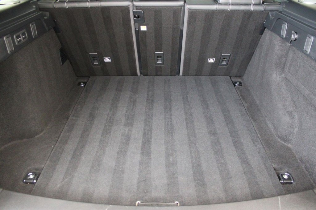 Used Land Rover Range Rover Velar 2018 for sale - 77287793: Photo 24