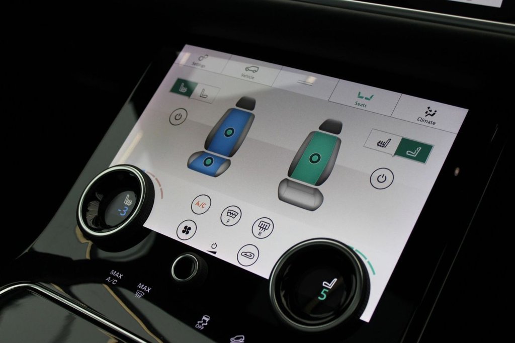 Used Land Rover Range Rover Velar 2018 for sale - 77287793: Photo 30