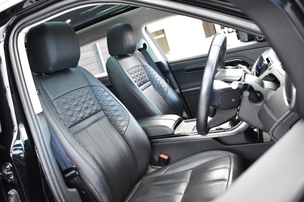 Used Land Rover Range Rover Evoque 2019 for sale - 77905097: Photo 2